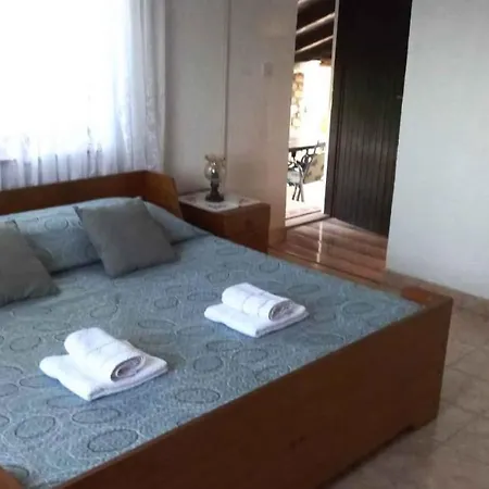 Apartment 4 Zdrelac